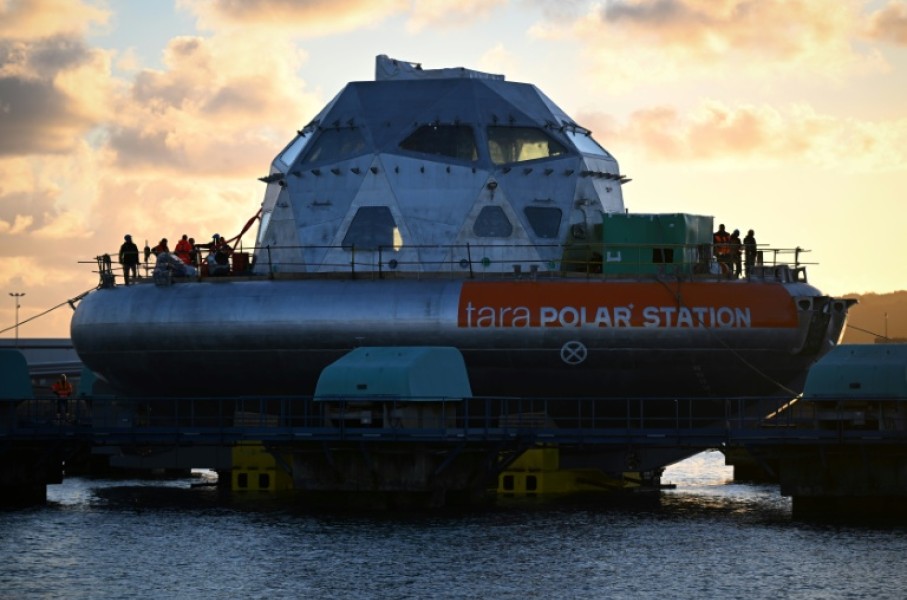 While the vessel was built in France, some 30 research centres from 12 countries are participating in the expedition