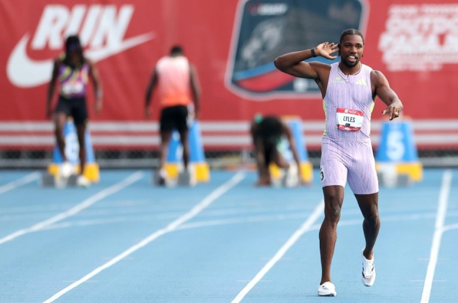 Noah Lyles won the men's 100m at the US athletics championships in a season-leading 9.79sec