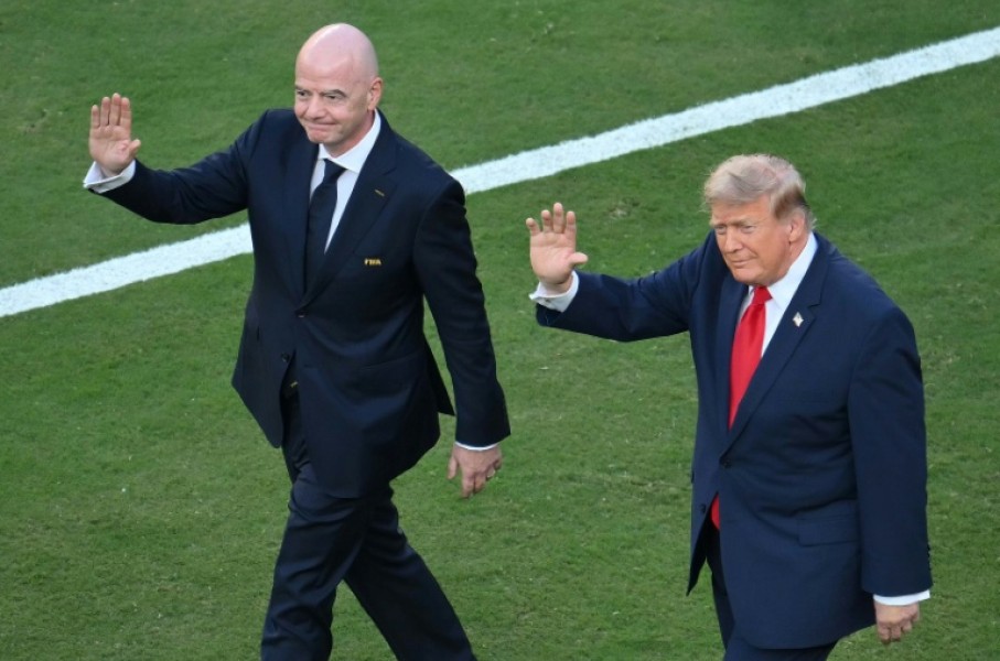 Gianni Infantino (L) with US President Donald Trump at the World Cup final