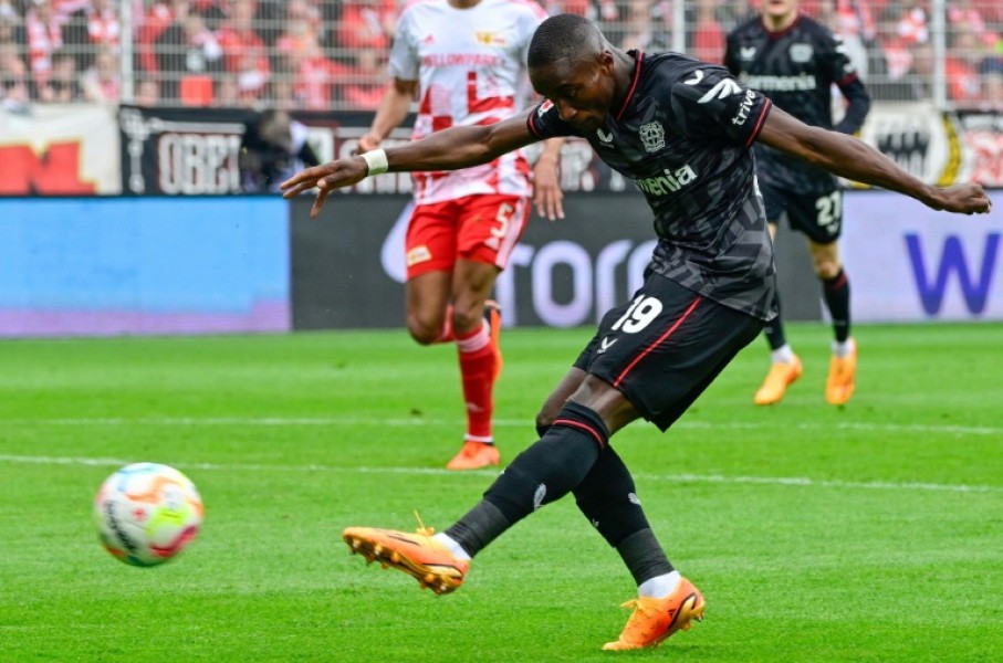 Moussa Diaby during his first Bayer Leverkusen stint.