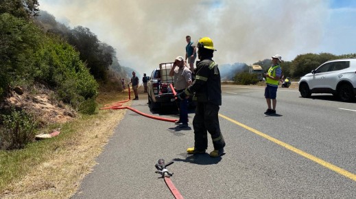 Mossel Bay fire. eNCA/Kevin Brandt