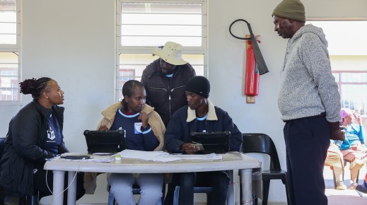 Vote registration IEC