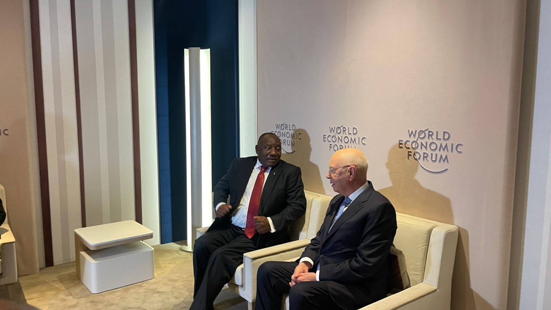 Executive chairman of the World Economic Forum Klaus Schwab alongside President Cyril Ramaphosa / eNCA