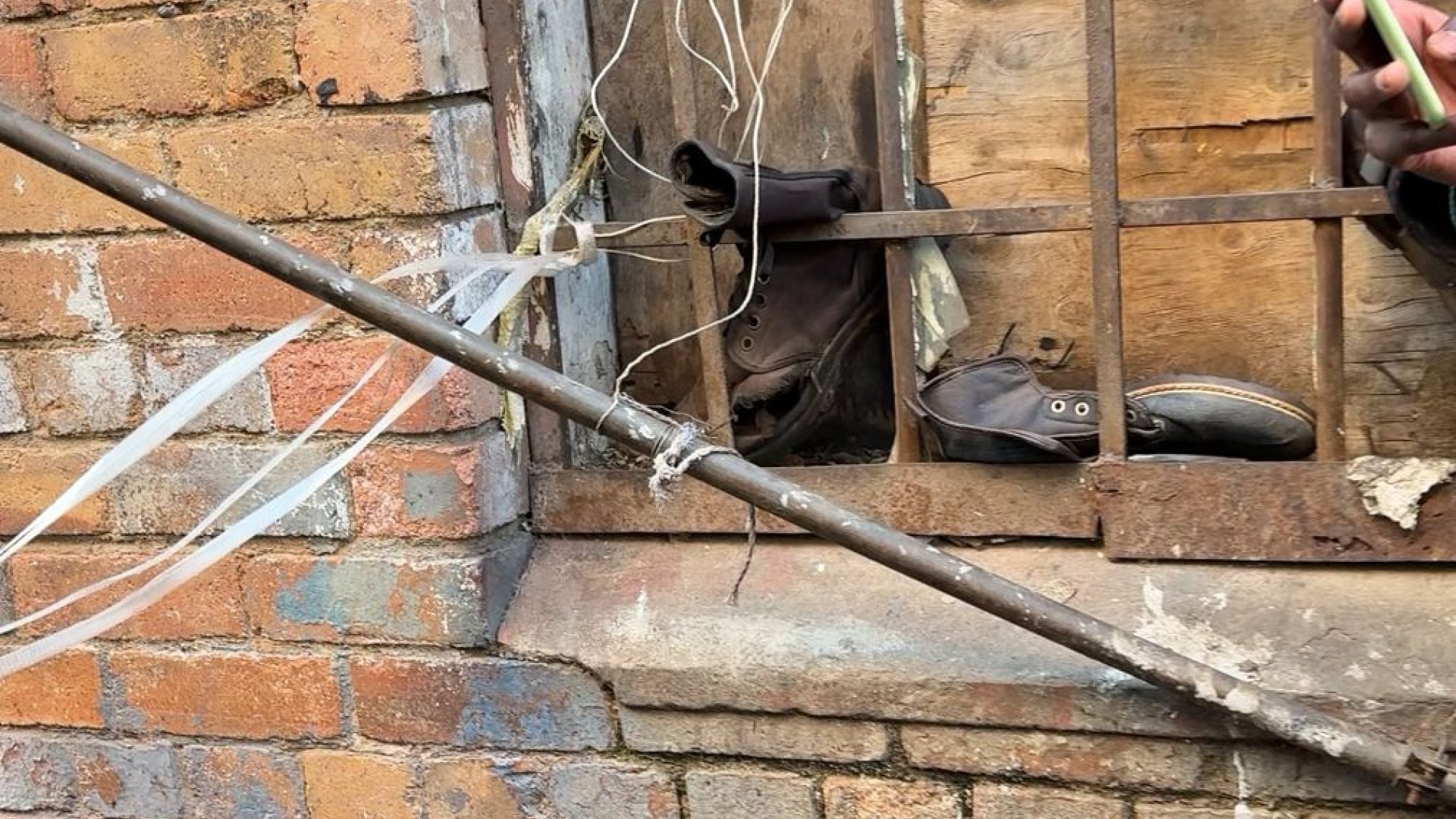 City Power says have handed over 20 illegal migrants to the police/eNCA reporter Nabeelah Shaikh