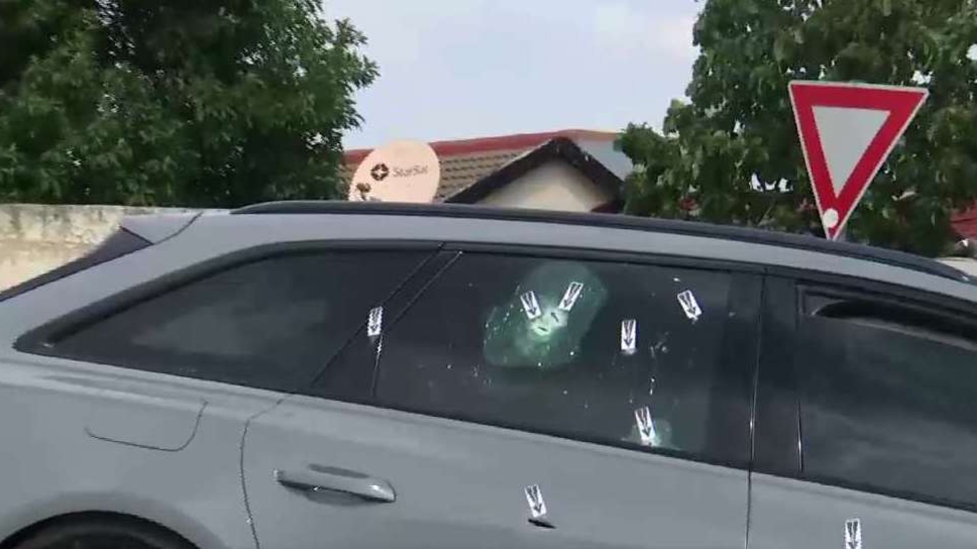 Victor Molefe Moekeletsi, the chairperson of the Alexandra, Randburg, Midrand taxi association has been shot dead in Marlboro.