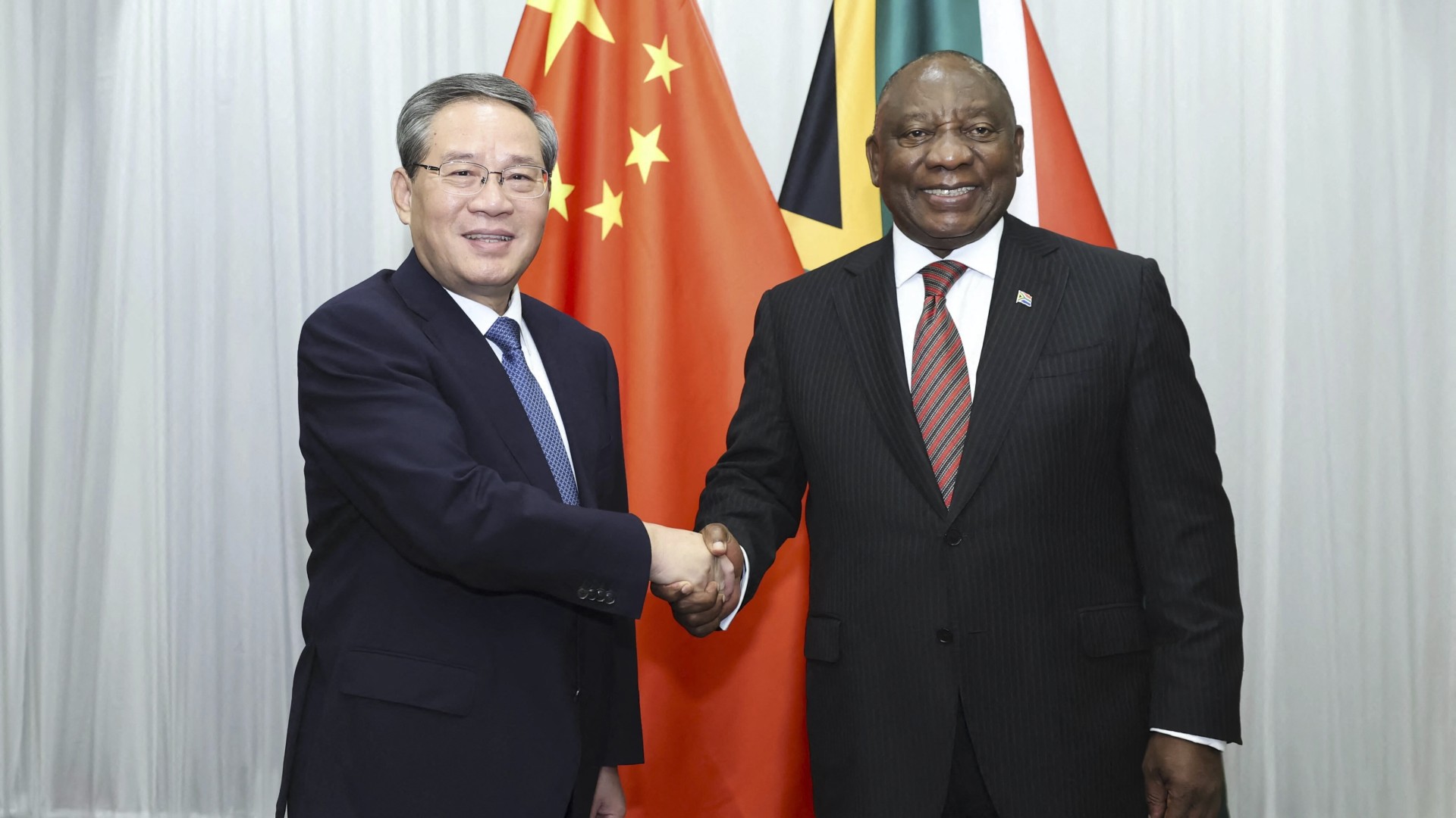 Chinese Premier Li Qiang meets with South African President Cyril Ramaphosa in Johannesburg, South Africa, Nov. 21, 2025.