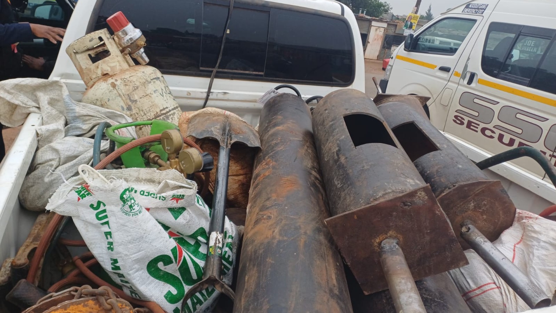 A total of 121 suspected illegal miners were arrested on Tuesday during a joint operation conducted in Maphahla village within Fochville policing precinct.  SAPS