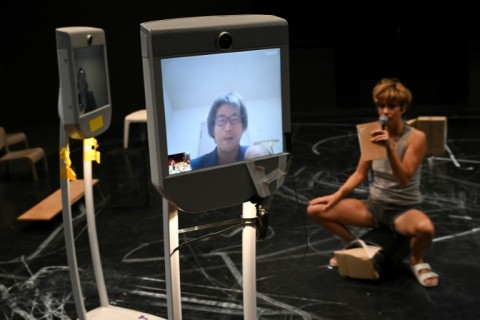 The play 'Hiku' aims to give hikikomori a platform for self-expression, while respecting their desire for isolation