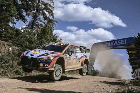 Thierry Neuville surged into the lead at Acropolis Rally on Saturday