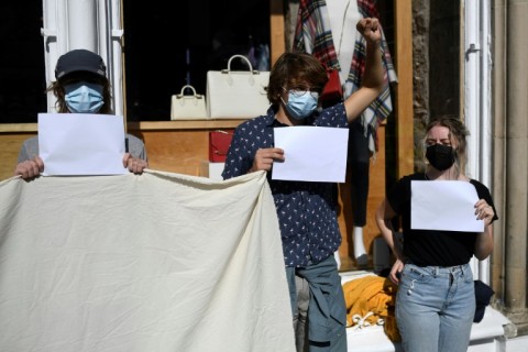 Some people protested with blank pieces of paper in Edinburgh