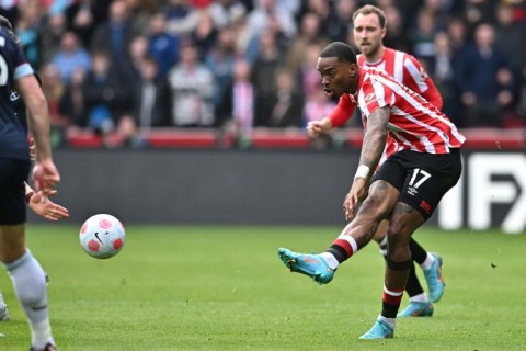 Brentford's Ivan Toney has been handed his first call-up to the England squad