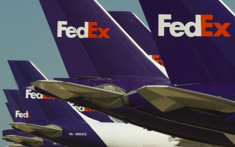 FedEx's results delivered bad news about the situation of the wider economy, sending Wall Street opened lower