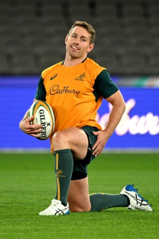 Fly-half Bernard Foley retains his place despite being penalised for time-wasting which led to New Zealand's Bledisloe Cup-winning try