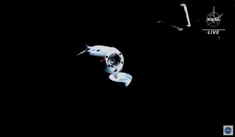 The SpaceX Dragon with Crew-3 mission on board aproaching the International Space Station