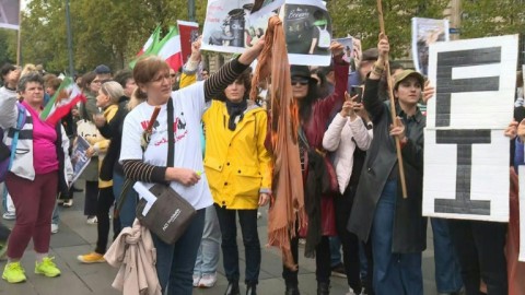 Paris demonstration in support of Iranian women