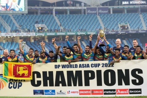Sri Lanka celebrate their Asia Cup win