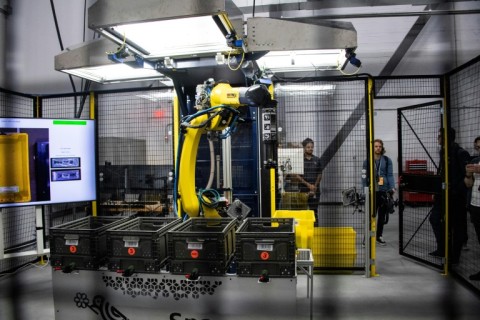 The sparrow robot is able to pick up unpackaged items to sort them at Amazon's BOS27 Robotics Innovation Hub in Westborough, Massachusetts on November 10, 2022