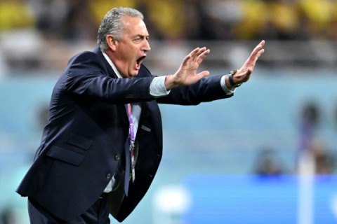 Ecuador coach Gustavo Alfaro's side need only to avoid defeat against Senegal to secure a World Cup last-16 place