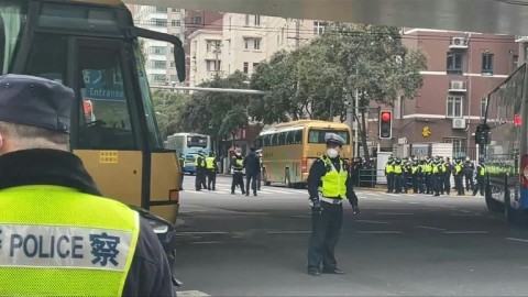 Police out in force near hospital where Jiang Zemin rumoured to have died