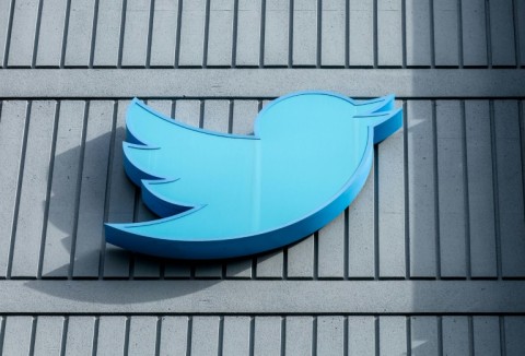 Market tracker Insider Intelligence is expecting Twitter users to start fleeing the platform with Elon Musk in charge
