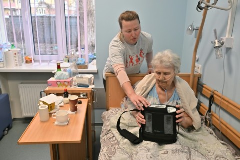 Eva, 75, has lung cancer and is in hospital after frequent outages drained the power from her oxygen concentrator