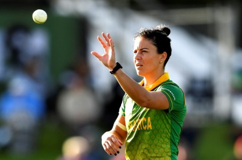 Kapp tweeted her support of Van Niekerk after the World Cup squad announcement