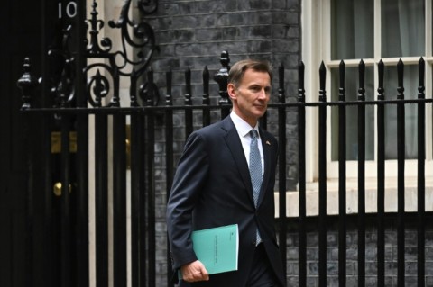 British finance minister Jeremy Hunt says the UK economy is 'more resilient than many feared'
