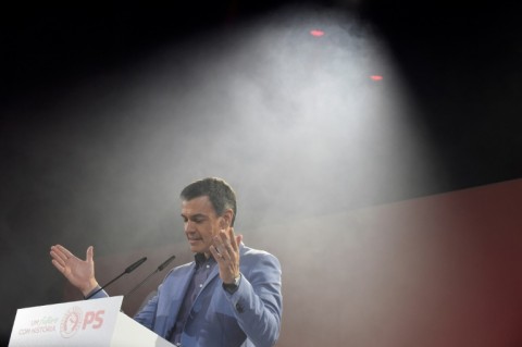 The government is counting on a planned underwater pipeline between Barcelona and Marseille, dubbed H2Med 