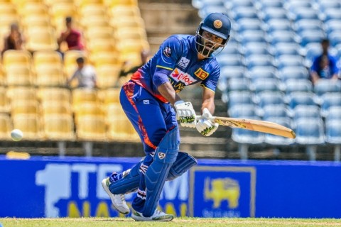 Dimuth Karunaratne's hundred set Sri Lanka up for a big win over Ireland