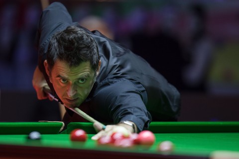 Ronnie O'Sullivan stayed true to his nickname 'The Rocket' when he won the two frames needed in less than 30 minutes to become the first man to win a match in under two hours.