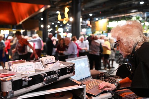Poland's DJ Vika (85) shatters senior stereotypes - eNCA