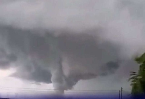 Amazing More Weather Warnings Issued For Parts Of The Country Scene Collection Amazing More Weather Warnings Issued For Parts Of The Country Scene Collection