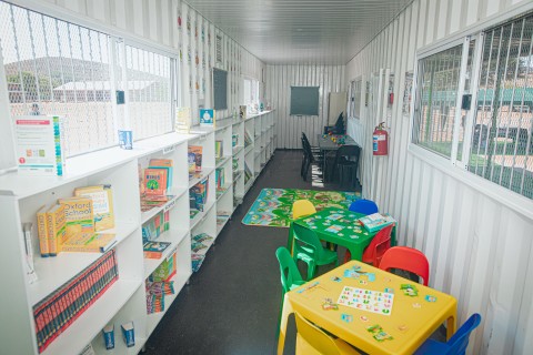 PICTURE OF LIBARY AT at Northern Cape Primary School in Olifantshoek