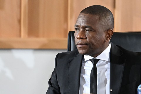 Mkhwanazi 1 - Mathibeli 0. Court orders him to apologise