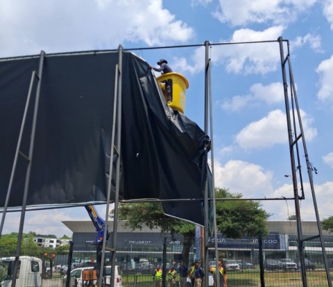 City of Joburg reclaiming streets from illegal advertising