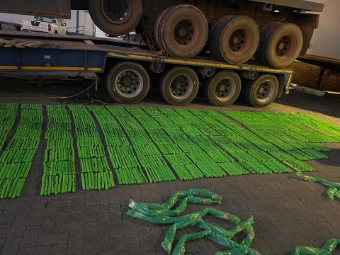 From illegal mining to heists, R1m seized at Beitbridge raises concerns