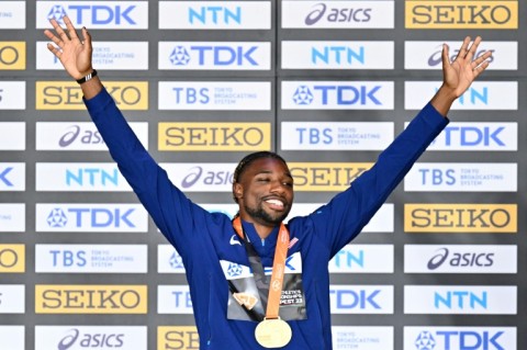 The USA's Noah Lyles became the first man to achieve a world championships sprint double since Usain Bolt in 2015