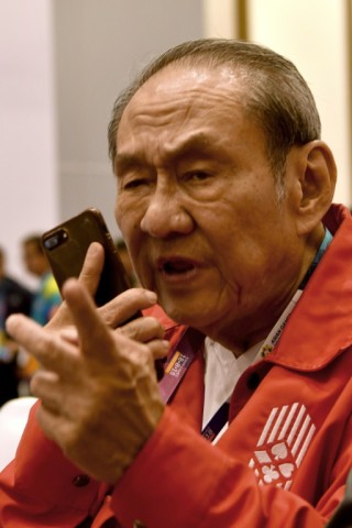 Indonesia's Michael Bambang Hartono, won a bridge broze medal at the age of 78 in Jakarta