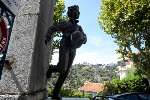 A statue of William Webb-Ellis at the entrance of the cemetery in Menton