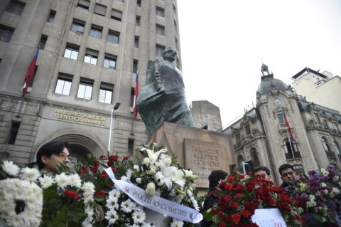 Flowers at a statue to ex-president Salvador Allende, deposed in a coup 50 years ago 