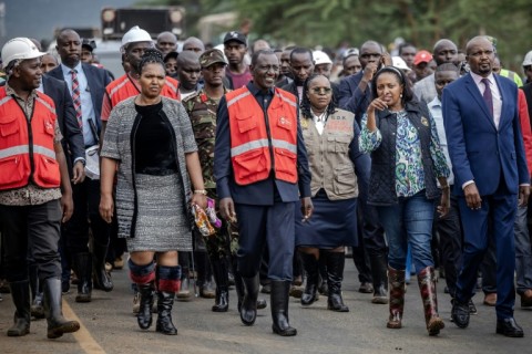 President of Kenya William Ruto visited the scene of floods and landslides in Mai Mahiu