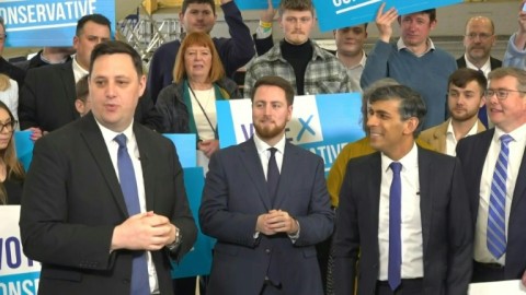 Tees Valley Conservative mayor Ben Houchen celebrates re-election with Sunak