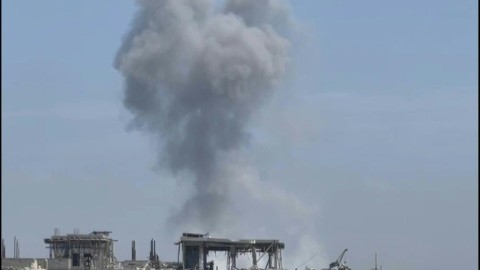 Smoke billows after Israeli strikes on Gaza City, Jabalia camp