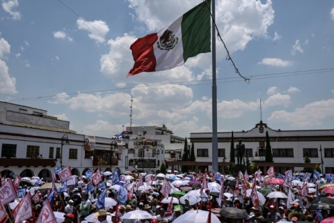 Supporters of Mexican presidential candidate Xochitl Galvez attend a campaign rally