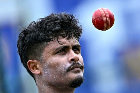 Sri Lanka's Jeffrey Vandersay attends a practice session on the eve of their first Test cricket match against New Zealand 