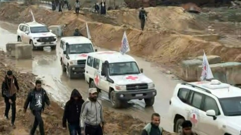 Heavy traffic on the Netzarim Corridor after Israel withdraws from key Gaza road