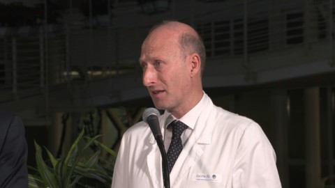 Doctors confirm Pope Francis will leave hopsital for two months 'rest'