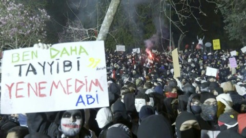 Protesters gather in Istanbul as demonstrations continue after arrest of mayor
