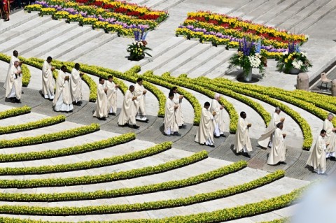 St Peter's Square was covered in flowers for the Easter holiday