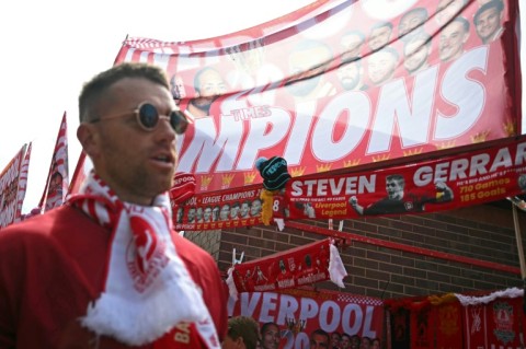Liverpool fans had the chance to celebrate a record-equalling 20th English top-flight title
